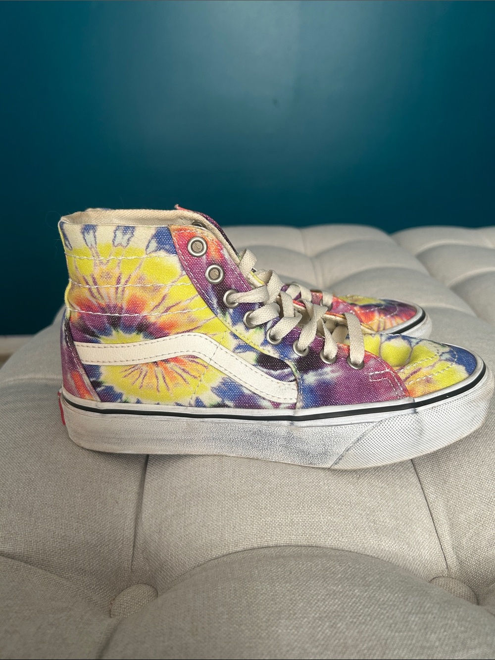 Vans High-Top Tie-Dye Sneakers in Yellow, Purple, Blue, Pink - Picture 3 of 9